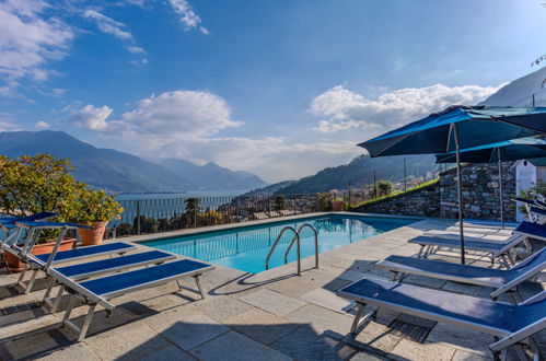 Foto 1 - Appartamento con 1 camera da letto a Musso con piscina e vista sulle montagne