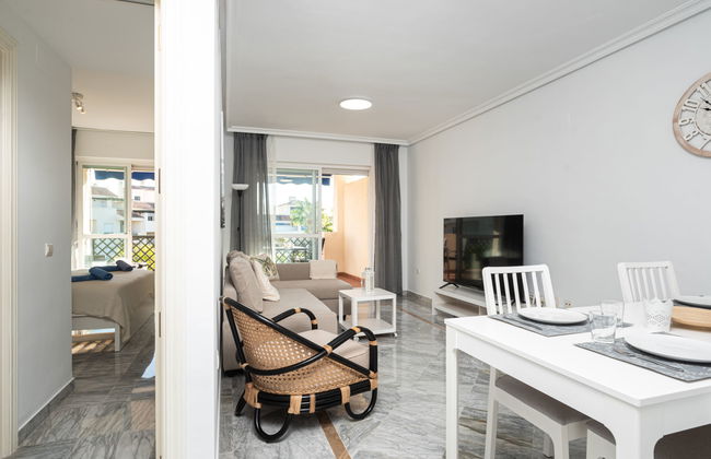 Appartamento con 2 camere da letto a Marbella con piscina e giardino - Foto 6