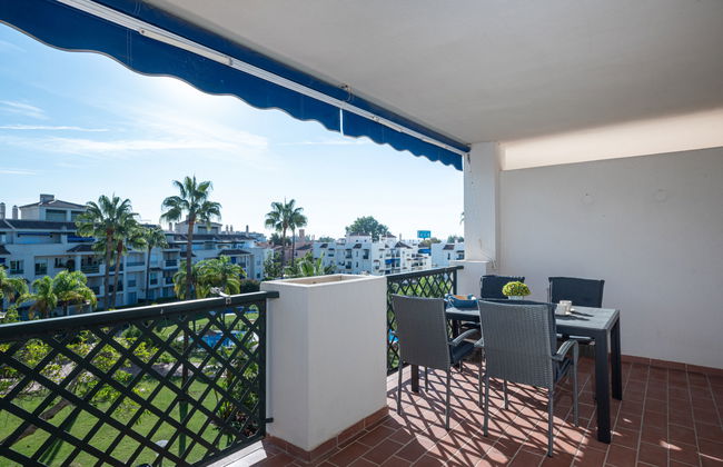 Appartamento con 2 camere da letto a Marbella con piscina e giardino - Foto 17