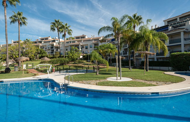 Appartamento con 2 camere da letto a Marbella con piscina e giardino - Foto 20