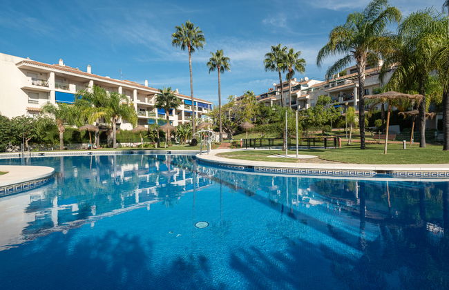 Appartamento con 2 camere da letto a Marbella con piscina e giardino - Foto 19