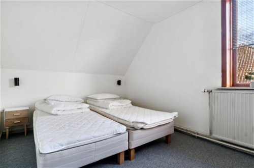 Foto 18 - Appartamento con 2 camere da letto a Gudhjem