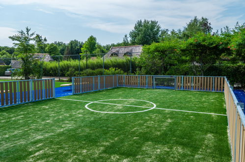 Photo 10 - Maison de 5 chambres à IJhorst avec piscine et terrasse