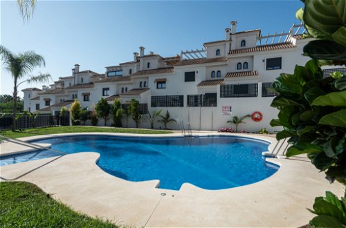 Foto 29 - Casa con 3 camere da letto a Estepona con piscina e vista mare