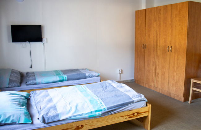 Casa de 4 quartos em Hradec Kralove com jardim - Foto 18