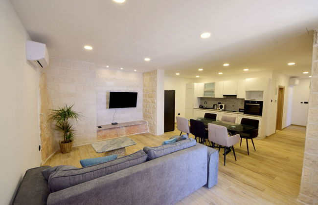 Apartamento de 4 quartos em Hvar com piscina privada e terraço - Foto 3