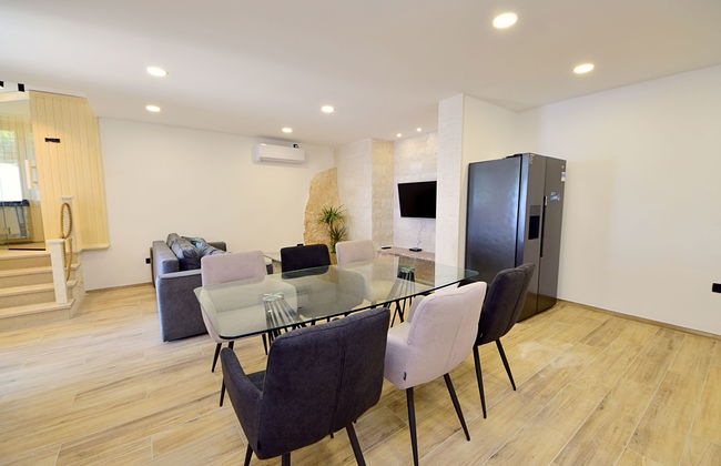 Apartamento de 4 quartos em Hvar com piscina privada e terraço - Foto 10