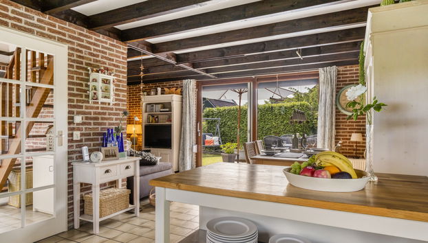 3 bedroom House in Wolphaartsdijk with garden and terrace - Photo 2
