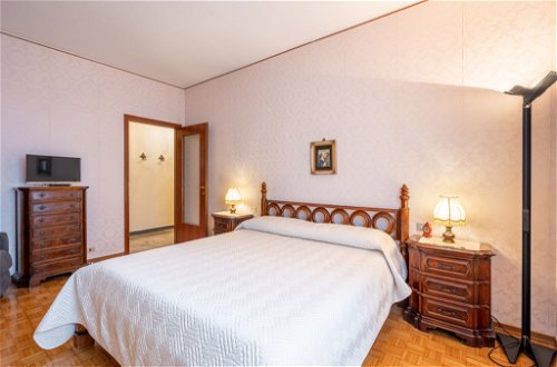 Foto 16 - Appartamento con 3 camere da letto a Milano con giardino