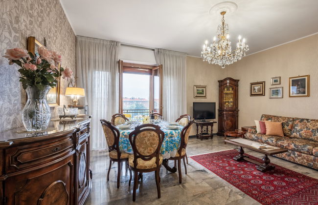 Apartamento de 4 quartos em Milão com jardim - Foto 1
