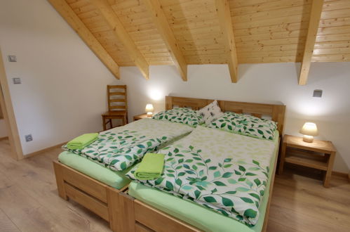 Foto 10 - Appartamento con 2 camere da letto a Kořenov con terrazza