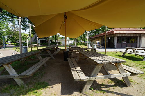 Foto 14 - Casa de 4 quartos em Susteren com piscina e terraço