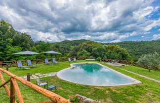 Photo 2 - Maison de 2 chambres à Castagneto Carducci avec piscine et jardin