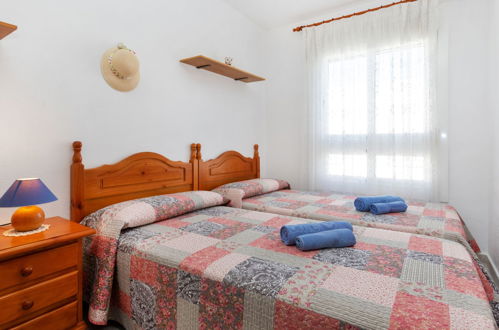 Foto 5 - Appartamento con 3 camere da letto a Salou con piscina e vista mare