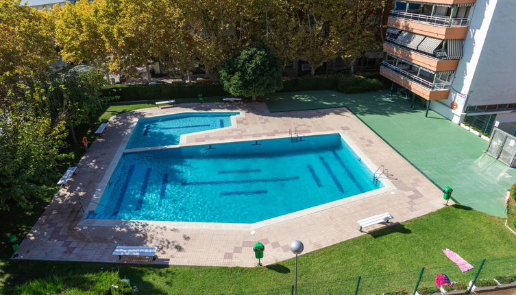 Foto 1 - Appartamento con 3 camere da letto a Salou con piscina e vista mare