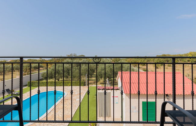 Casa de 4 quartos em Poličnik com piscina privada e jardim - Foto 27