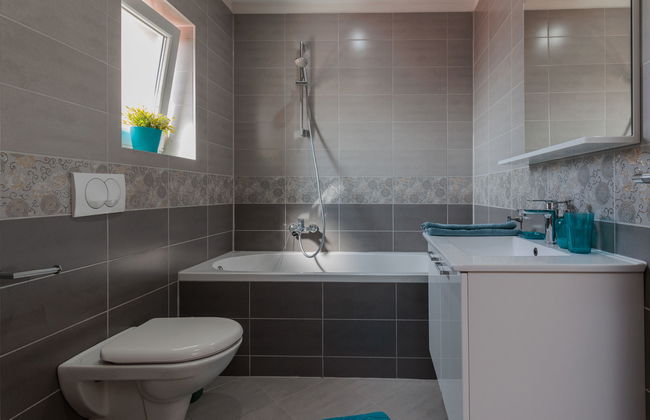 Casa de 4 quartos em Poličnik com piscina privada e jardim - Foto 22
