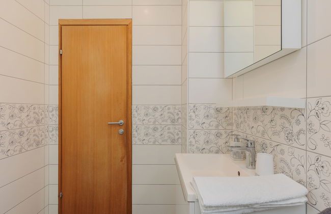 Casa de 4 quartos em Poličnik com piscina privada e jardim - Foto 30