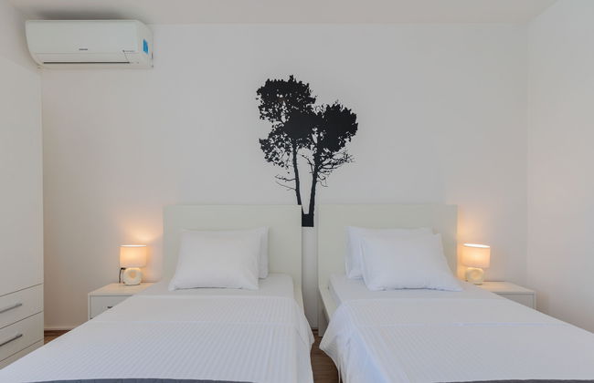Casa de 4 quartos em Poličnik com piscina privada e jardim - Foto 26