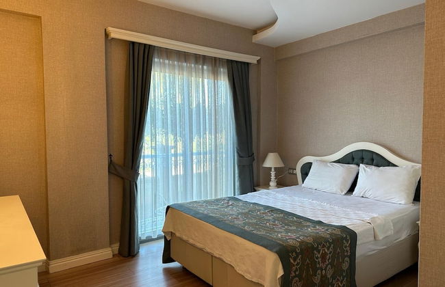 Daphne Residence - Photo 14