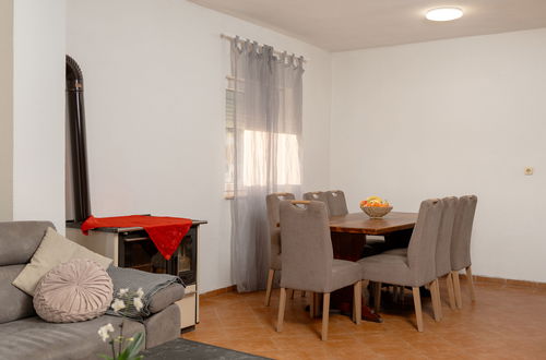 Photo 6 - Maison de 3 chambres à Jasenice avec terrasse