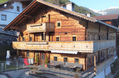 Foto 4 - Casa de 7 quartos em Hippach com jardim e vista para a montanha