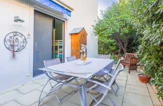 Photo 2 - 2 bedroom Apartment in Nice with swimming pool and garden