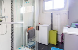 Foto 15 - Apartamento de 2 habitaciones en Niza con piscina y jardín