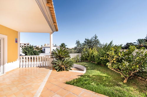 Foto 43 - Haus mit 5 Schlafzimmern in Albufeira mit privater pool und garten