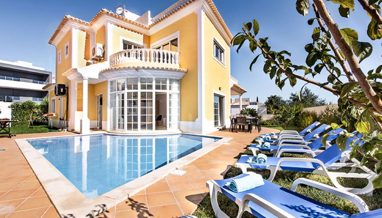 Foto 1 - Casa de 5 quartos em Albufeira com piscina e vistas do mar