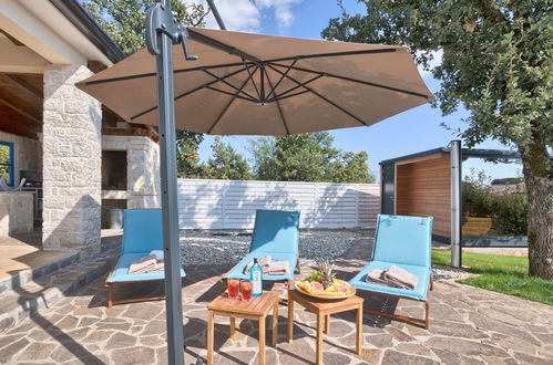 Foto 50 - Haus mit 5 Schlafzimmern in Žminj mit privater pool und blick aufs meer