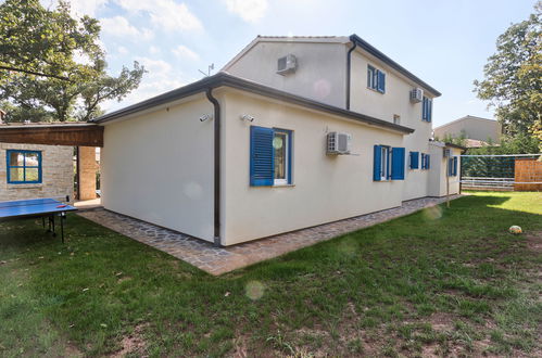 Foto 57 - Haus mit 5 Schlafzimmern in Žminj mit privater pool und blick aufs meer