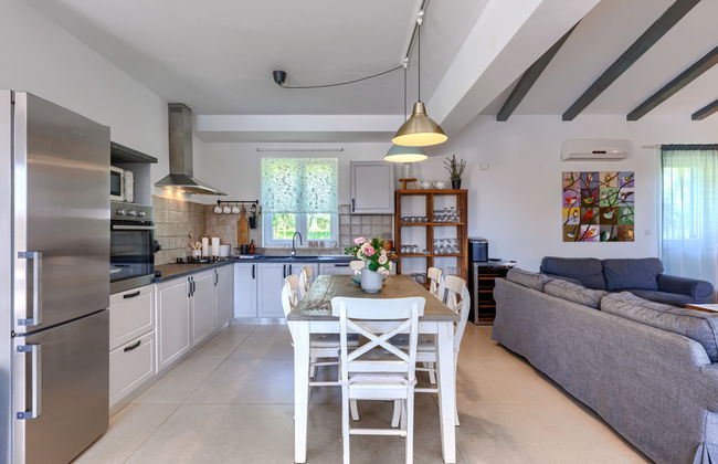 Casa de 6 quartos em Žminj com piscina privada e jardim - Foto 17