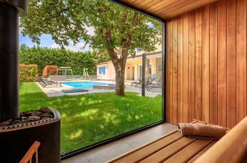 Foto 69 - Casa con 5 camere da letto a Žminj con piscina privata e giardino