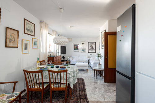 Foto 2 - Appartamento con 2 camere da letto a Estepona con terrazza