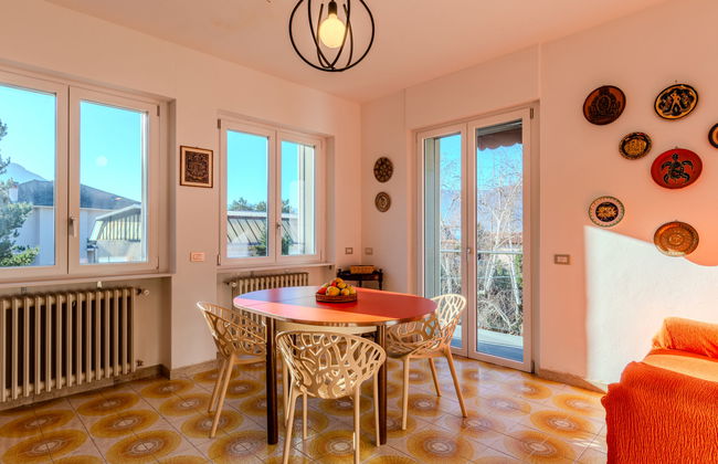 2 bedroom Apartment in Dervio with garden - Photo 5