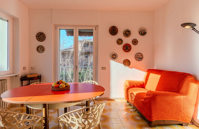 2 bedroom Apartment in Dervio with garden - Photo 11