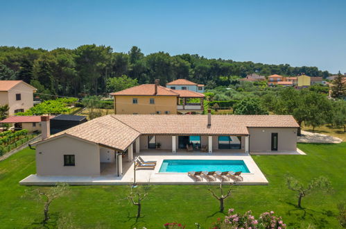 Foto 6 - Haus mit 3 Schlafzimmern in Pula mit privater pool und blick aufs meer