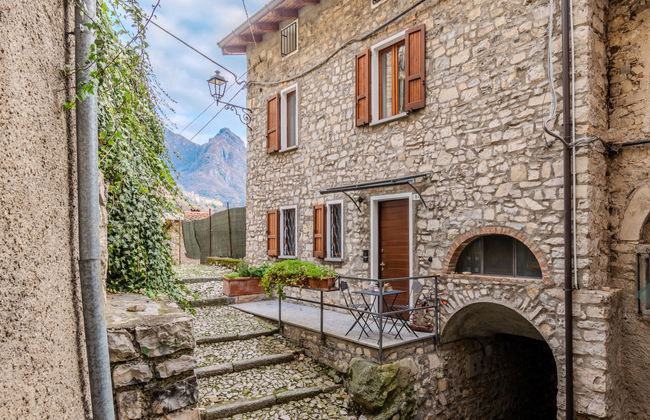 Casa de 4 quartos em Valsolda com terraço - Foto 1
