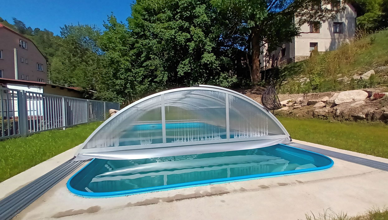 Apartment mit 4 Schlafzimmern in Desná mit schwimmbad und garten - Foto 1