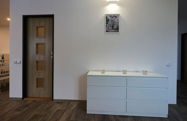 Apartamento de 4 quartos em Desná com piscina e jardim - Foto 15
