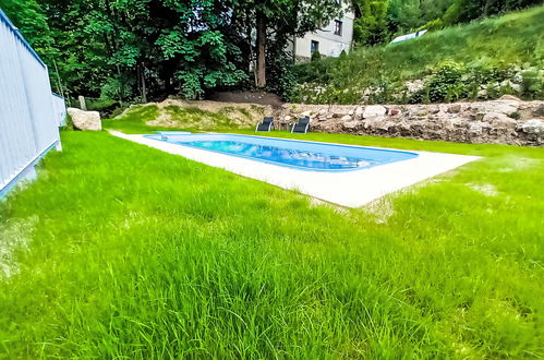 Foto 32 - Appartamento con 3 camere da letto a Desná con piscina e giardino