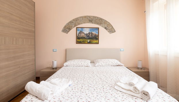 2 bedroom Apartment in Ovaro with garden - Photo 4