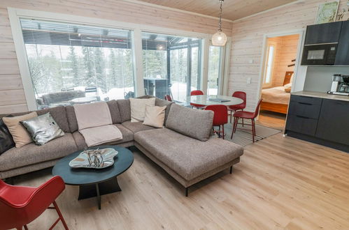 Foto 5 - Casa de 3 habitaciones en Kuusamo con sauna y vistas a la montaña