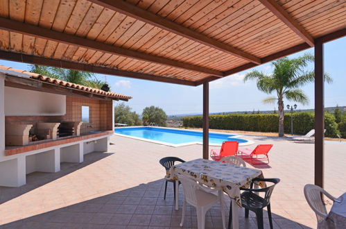 Photo 3 - Maison de 3 chambres à Floridia avec piscine privée et jardin