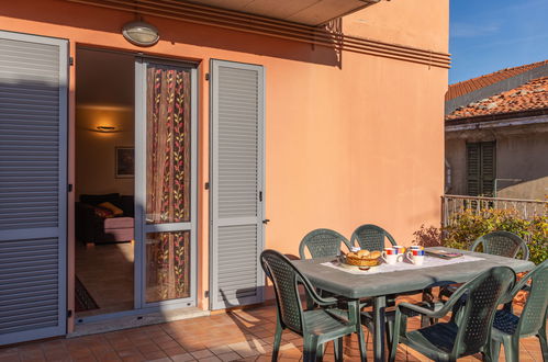 Photo 23 - 2 bedroom Apartment in Bellano with garden and terrace