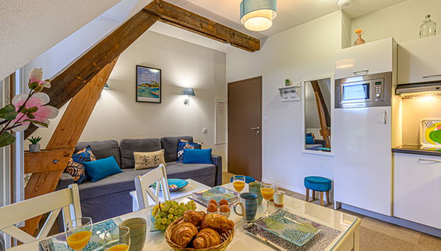 2 bedroom Apartment in Baden with swimming pool and garden - Photo 4