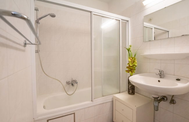 Apartamento de 2 quartos em De Haan com piscina e jardim - Foto 3