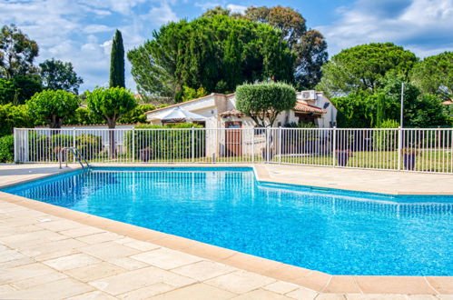 Foto 26 - Casa de 1 habitación en Roquebrune-sur-Argens con piscina y jardín