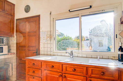 Photo 9 - Maison de 1 chambre à Roquebrune-sur-Argens avec piscine et jardin